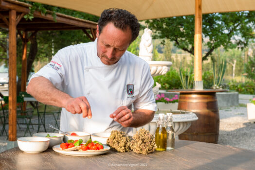 Al via il corso di cucina tipica e dolci tradizionali a Santa Domenica Talao con lo chef Vincenzo Grisolia